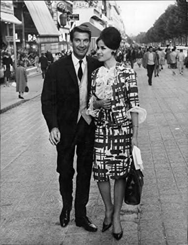 Vintage fotografija Feliksa Martina i Rigiva Kumensa kako poziraju.