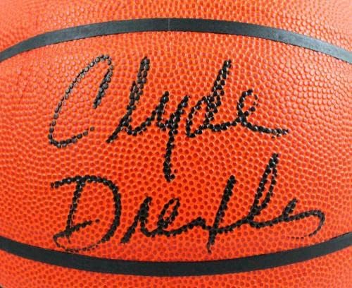 Clyde Drexler Autographied Wilson NBA košarka - JSA svjedok * crno - autogramirane košarkama
