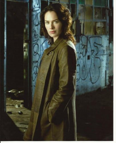 Terminator Sarah Connor Chronicles Lena Headey u kožnoj jakni 8 x 10 fotografija ter1005